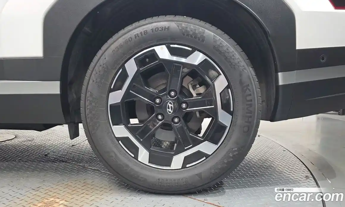 Hyundai Santa Fe 2023 2.5 автомат (гидро), фото 6