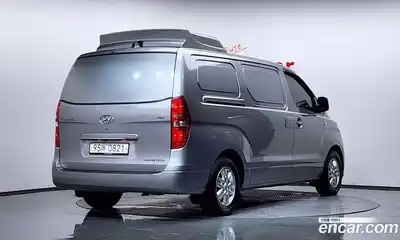 Hyundai Starex 2018 2.5 автомат (гидро), миниатюра 2