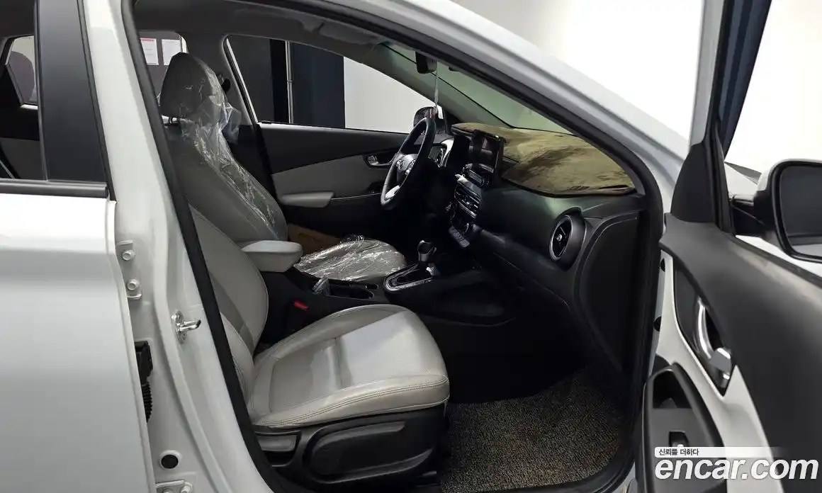 Hyundai Kona 2021 1.6 автомат (гидро), фото 16