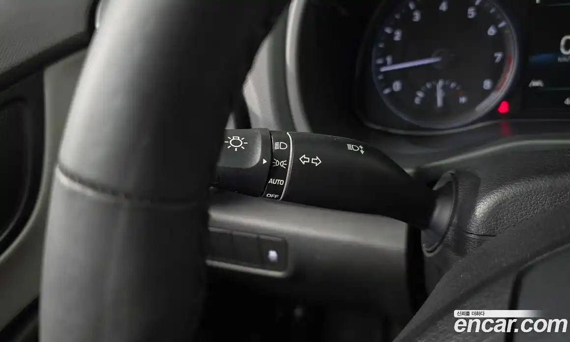 Hyundai Kona 2021 1.6 автомат (гидро), фото 27