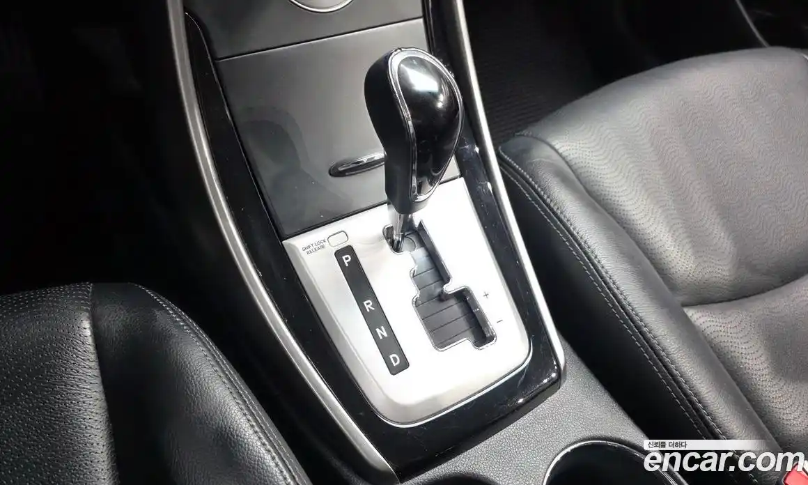 Hyundai Avante 2011 1.6 автомат (гидро), фото 12