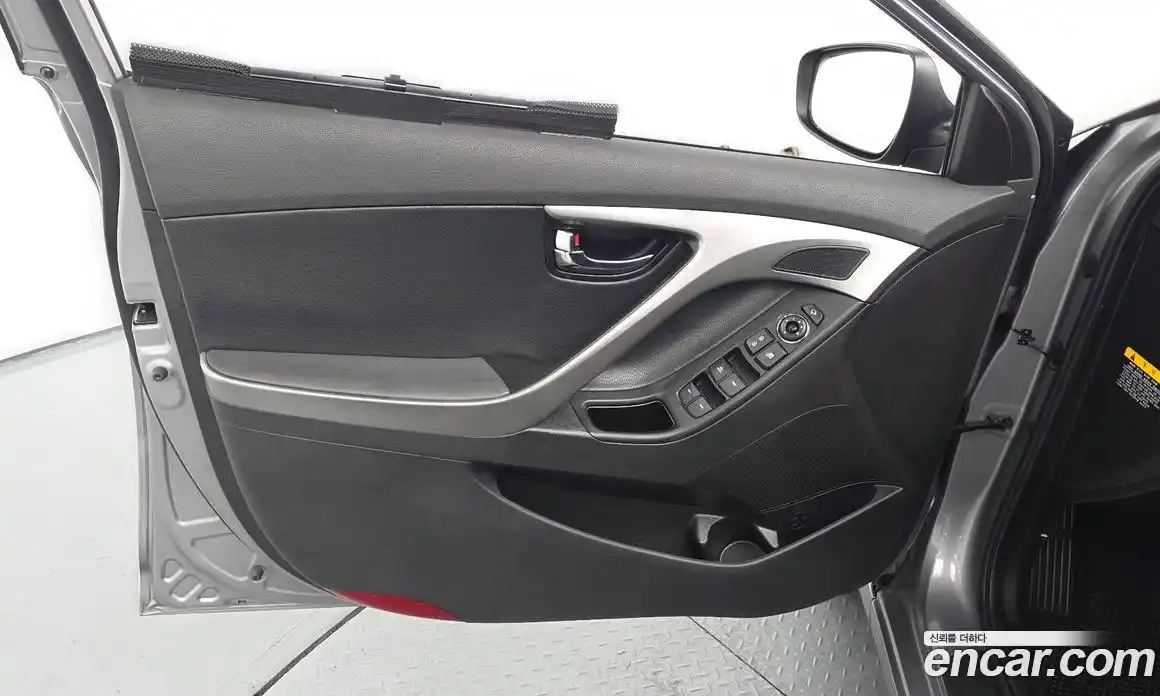 Hyundai Avante 2011 1.6 автомат (гидро), фото 14