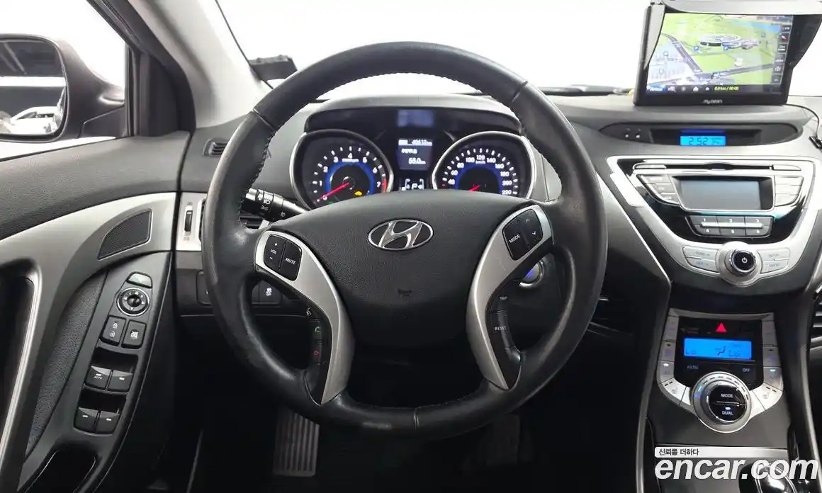 Hyundai Avante 2011 1.6 автомат (гидро), фото 18