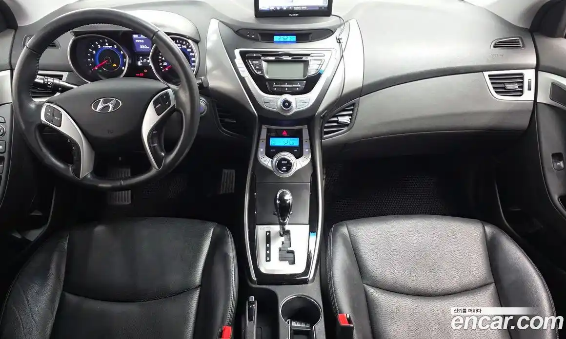 Hyundai Avante 2011 1.6 автомат (гидро), фото 10