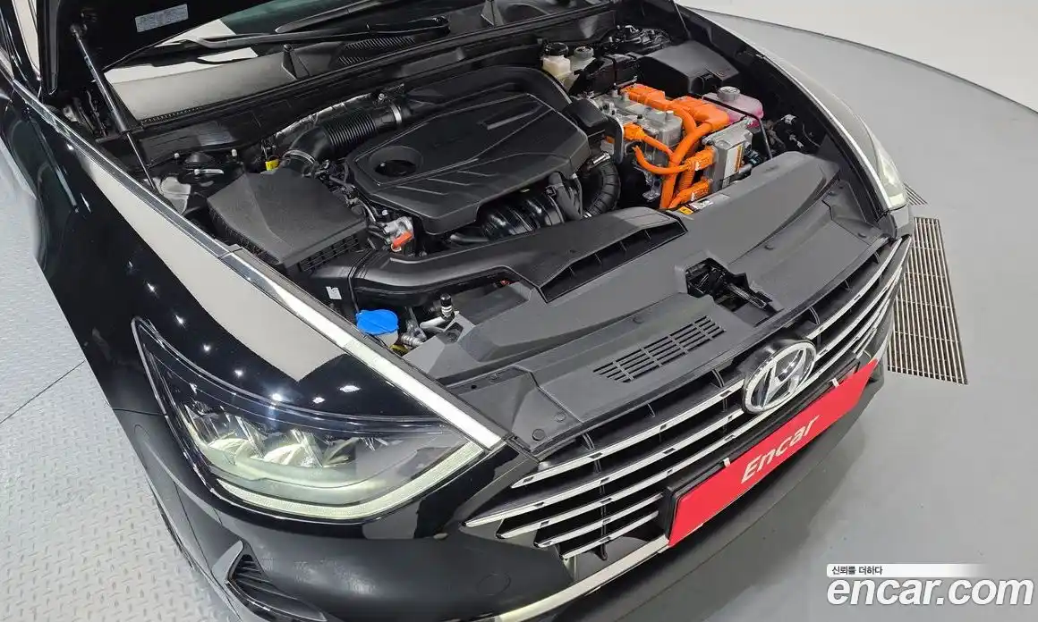 Hyundai Sonata 2023 2.0 автомат (гидро), фото 6