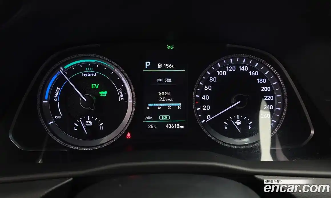 Hyundai Sonata 2023 2.0 автомат (гидро), фото 8