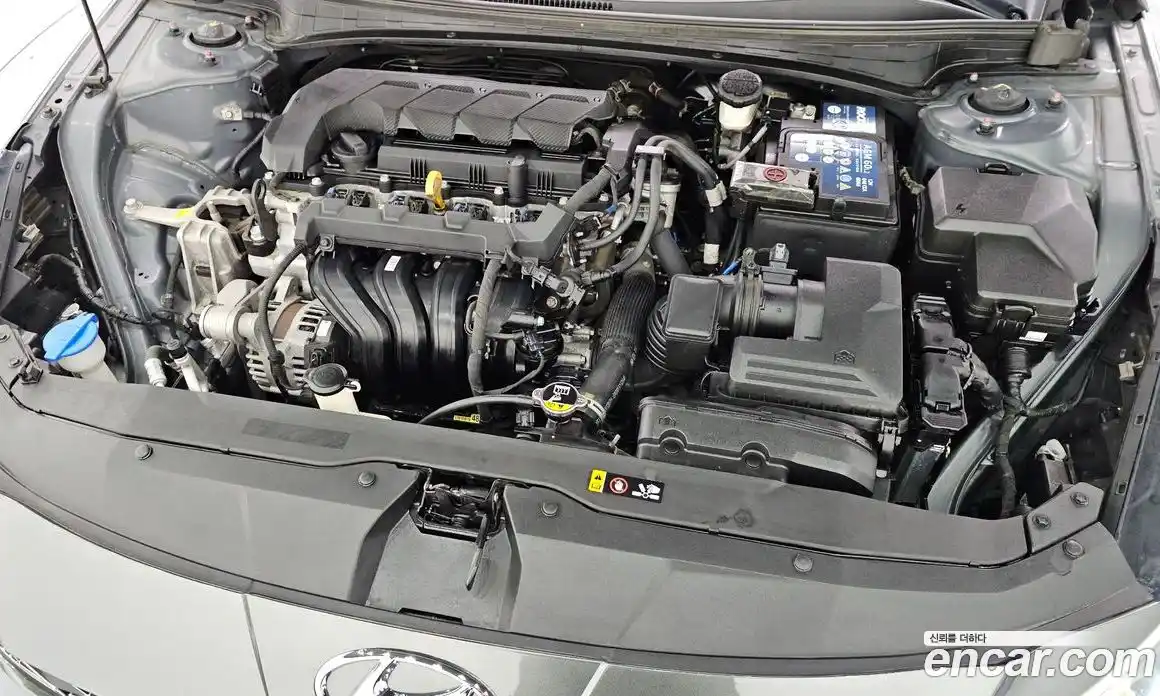 Hyundai Avante 2020 1.6 автомат (гидро), фото 5