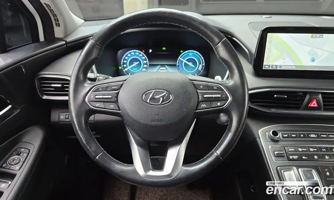 Hyundai Santa Fe 2022 1.6 автомат (гидро), фото 13