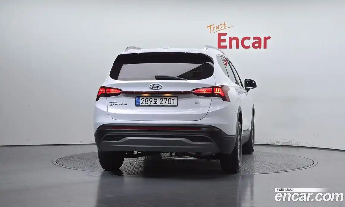 Hyundai Santa Fe 2022 1.6 автомат (гидро), фото 4
