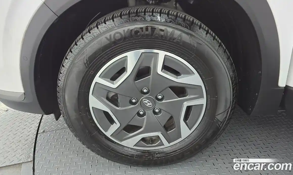 Hyundai Santa Fe 2022 1.6 автомат (гидро), фото 5