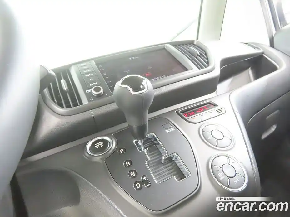 Kia Ray 2025 1.0 автомат (гидро), фото 11