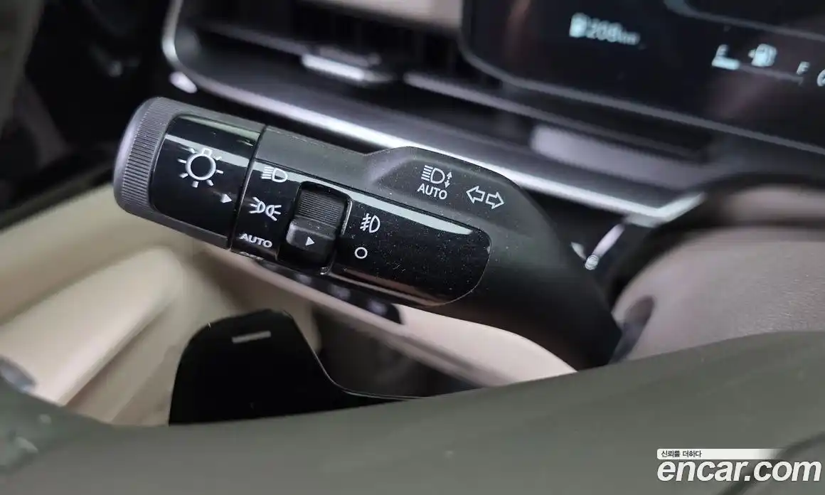 Kia Carnival 2025 2.2 автомат (гидро), фото 27