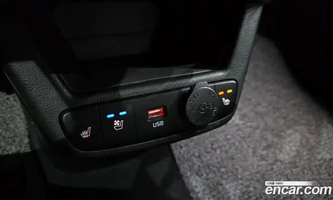 Kia Ray 2023 1.0 автомат (гидро), фото 19