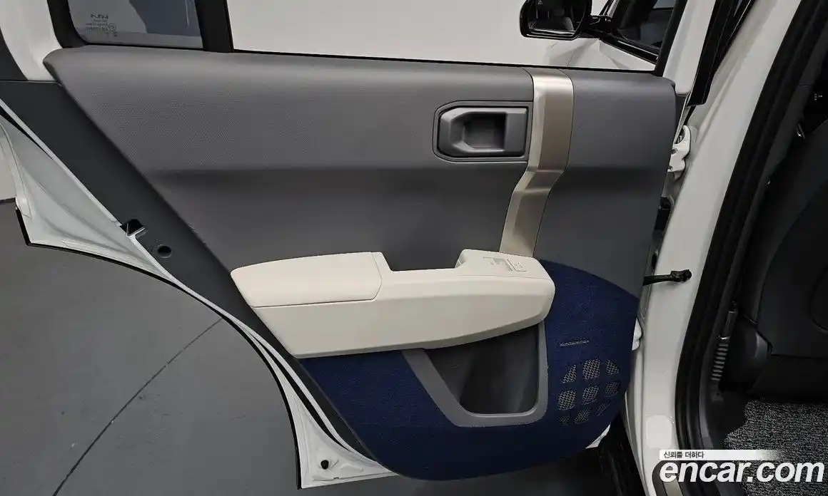 Kia EV3 2025 0.2 автомат (гидро), фото 14