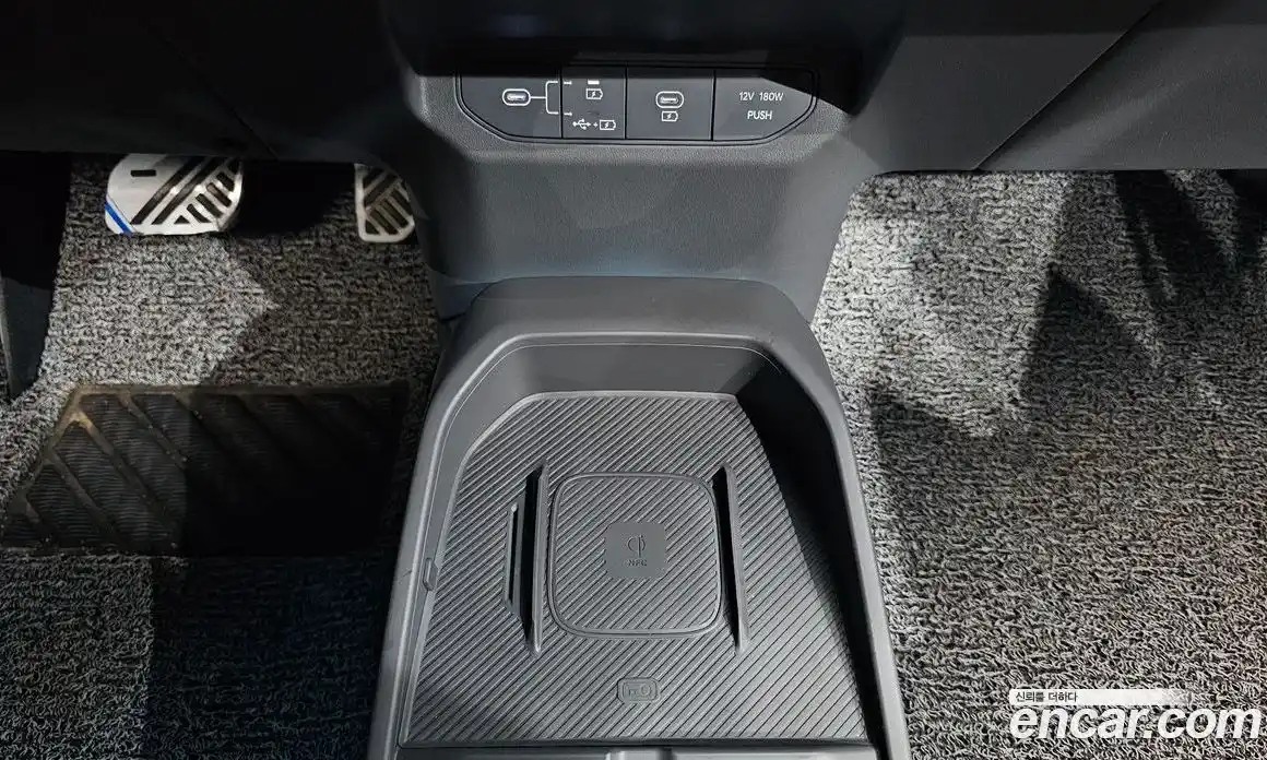 Kia EV3 2025 0.2 автомат (гидро), фото 30