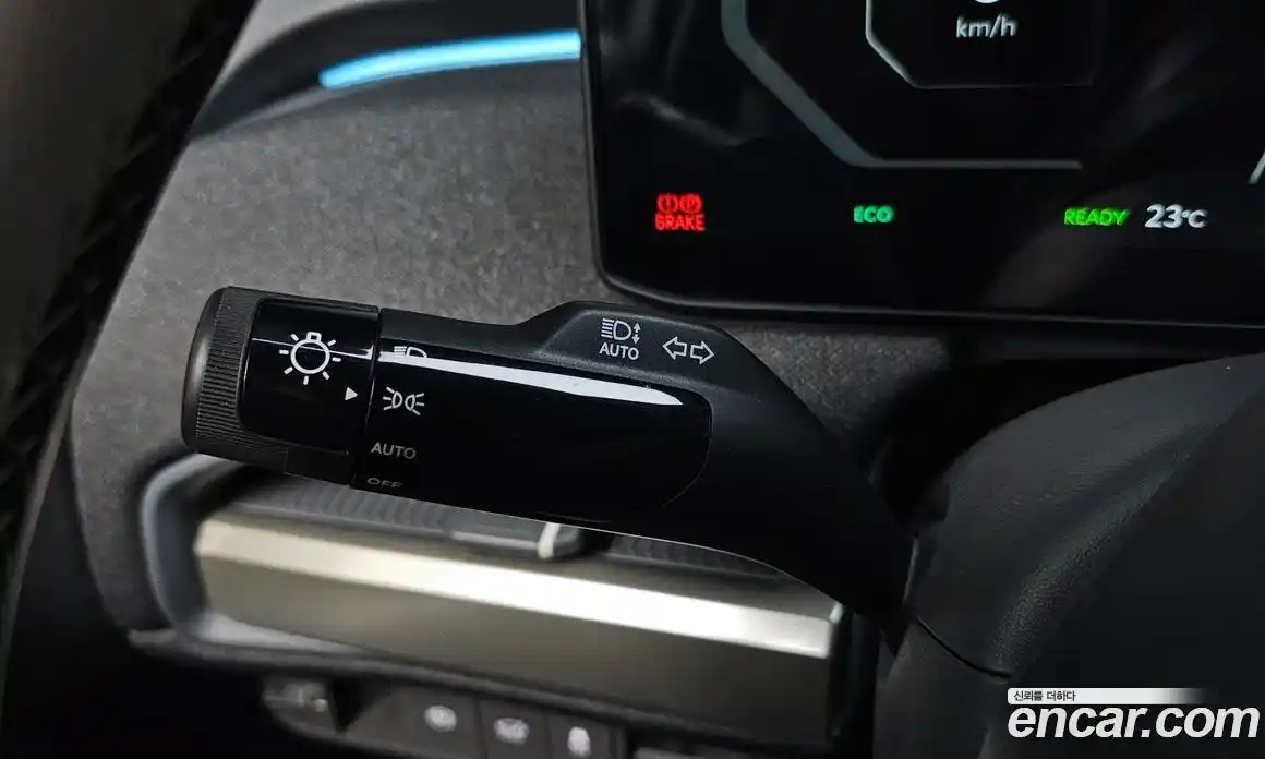 Kia EV3 2025 0.2 автомат (гидро), фото 33