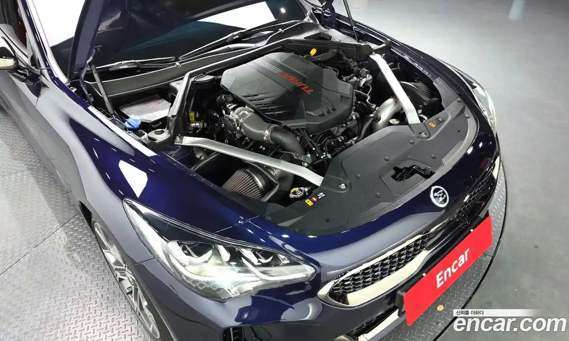 Kia Stinger 2019 3.3 автомат (гидро), фото 5
