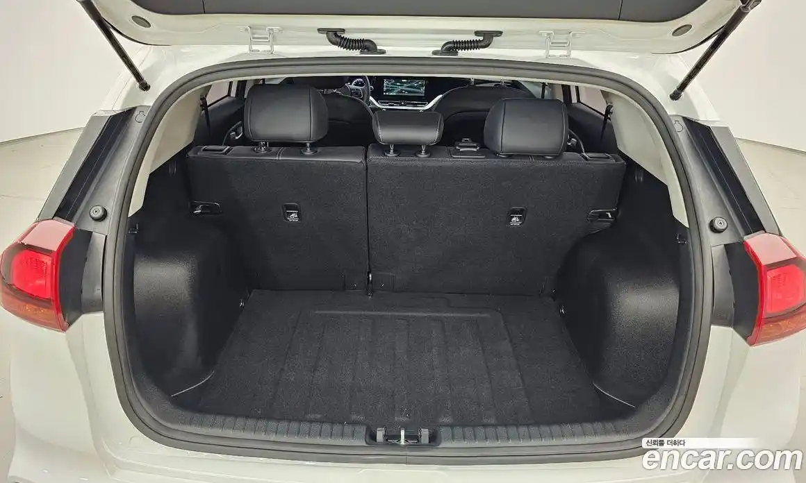 Kia Niro 2020 1.6 автомат (гидро), фото 20