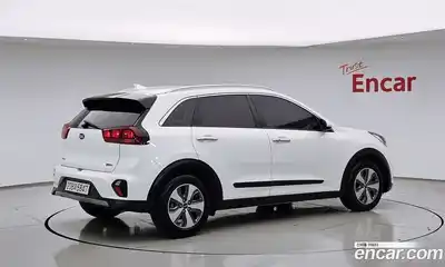 Kia Niro 2020 1.6 автомат (гидро), миниатюра 2