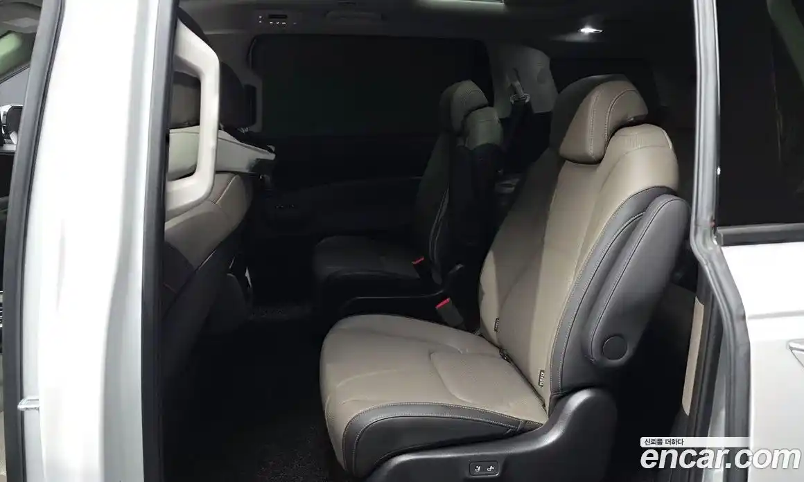 Kia Carnival 2024 3.5 автомат (гидро), фото 12