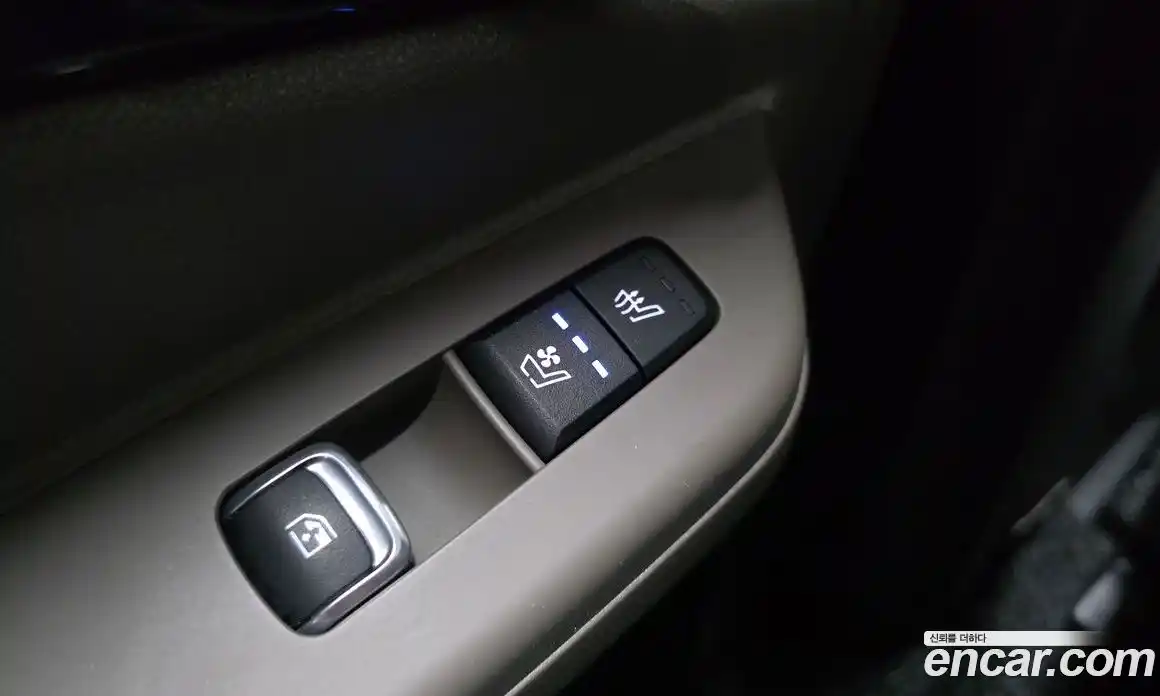 Kia Carnival 2024 3.5 автомат (гидро), фото 18