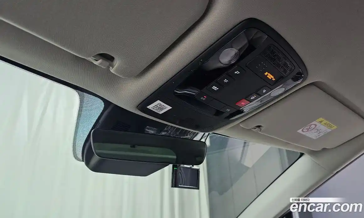Kia Carnival 2024 1.6 автомат (гидро), фото 24
