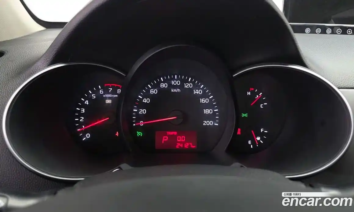 Kia Morning 2015 1.0 автомат (гидро), фото 8