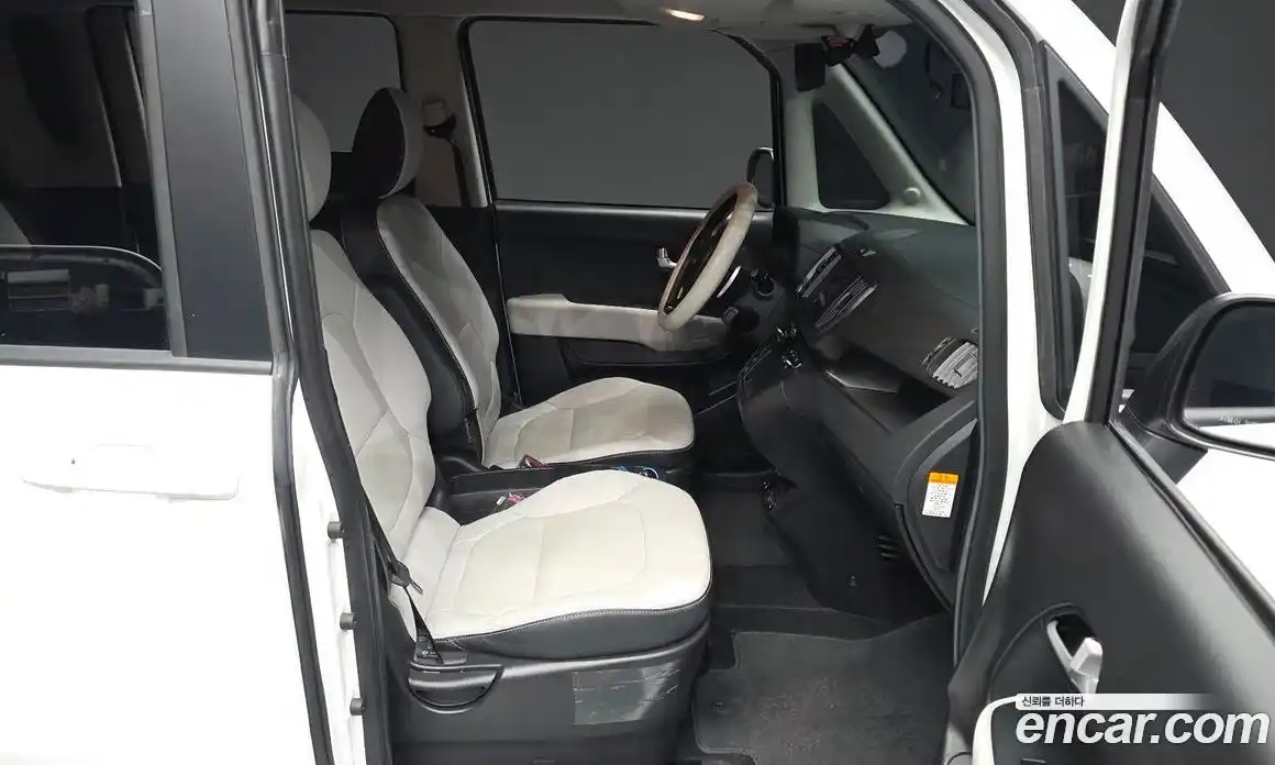 Kia Ray 2023 0.1 автомат (гидро), фото 17