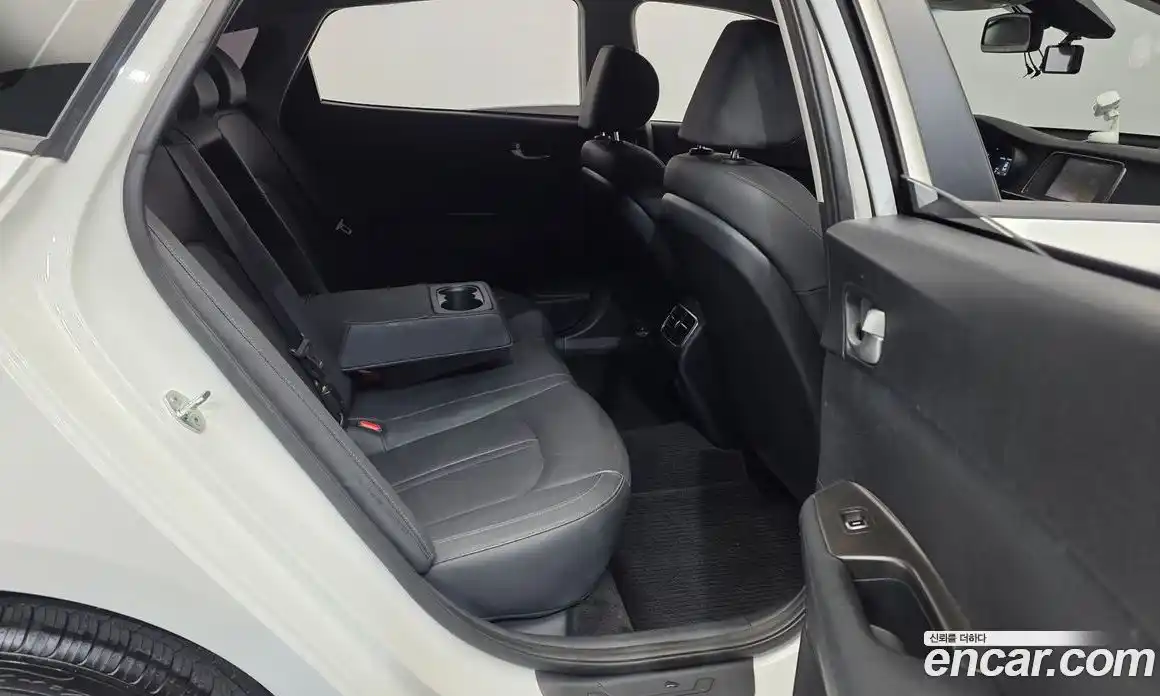 Kia K5 (Optima) 2019 2.0 автомат (гидро), фото 18