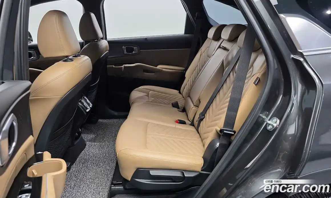 Kia Sorento 2023 2.5 автомат (гидро), фото 16
