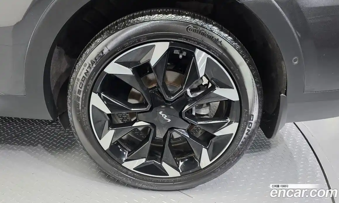 Kia Sorento 2023 2.5 автомат (гидро), фото 7