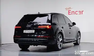Audi Q7, 2022, 73 666 км