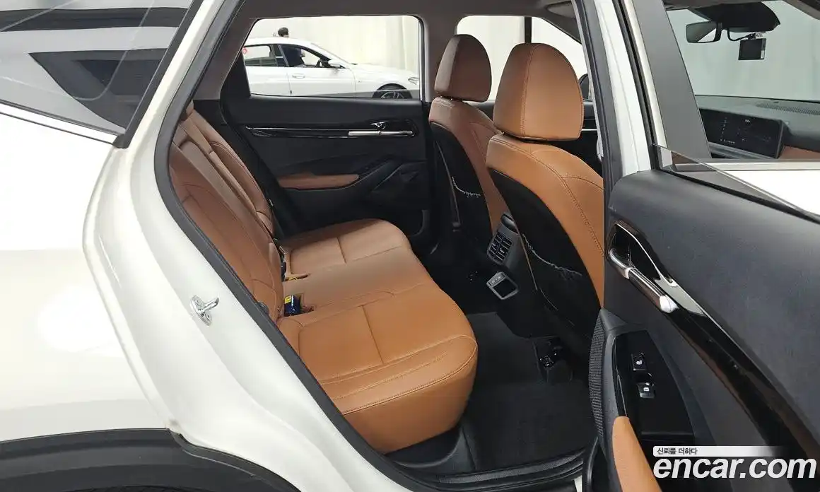 Kia Seltos 2024 1.6 автомат (гидро), фото 18