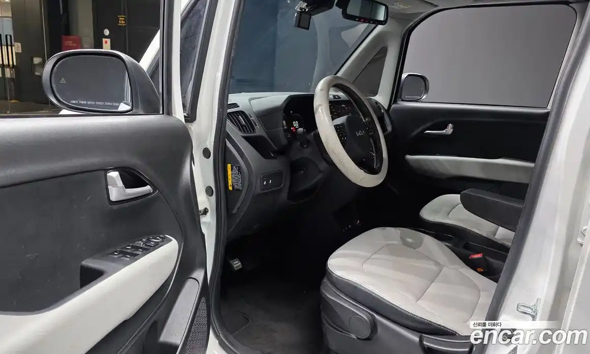 Kia Ray 2023 1.0 автомат (гидро), фото 10