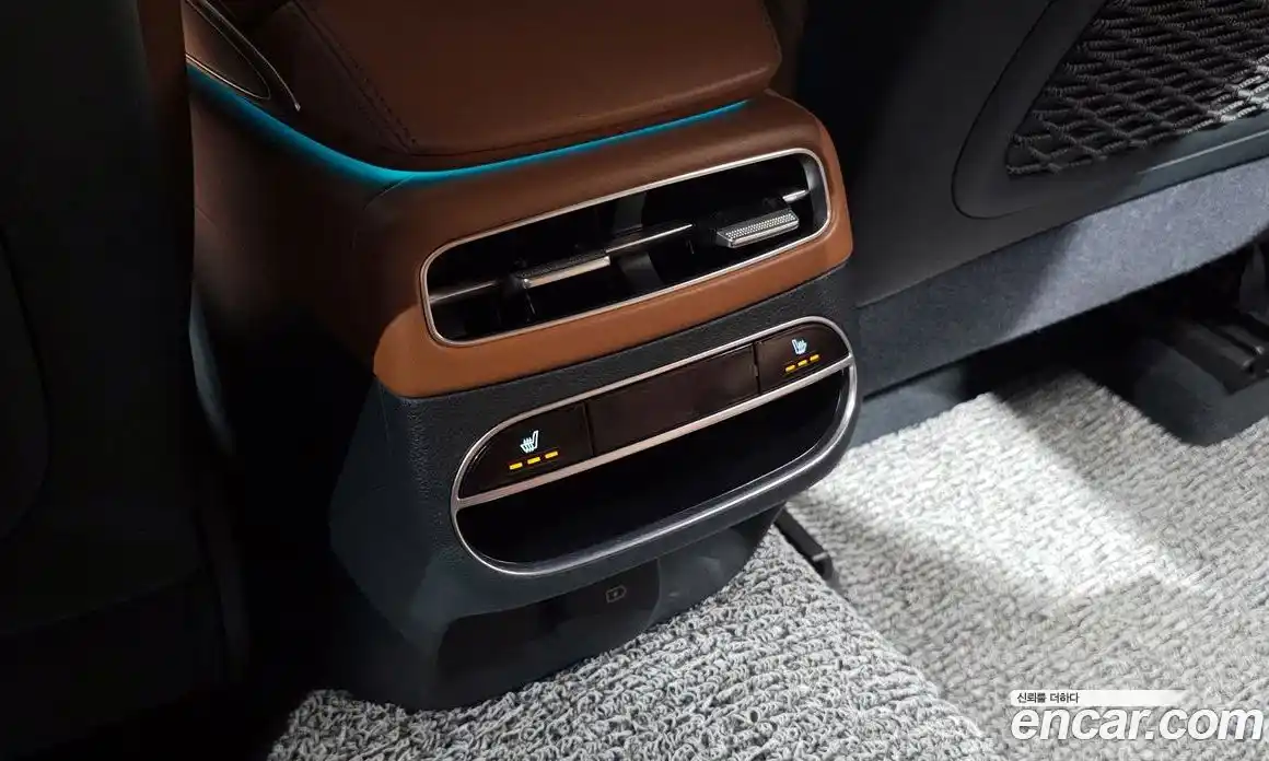 Genesis GV70 2021 2.5 автомат (гидро), фото 19