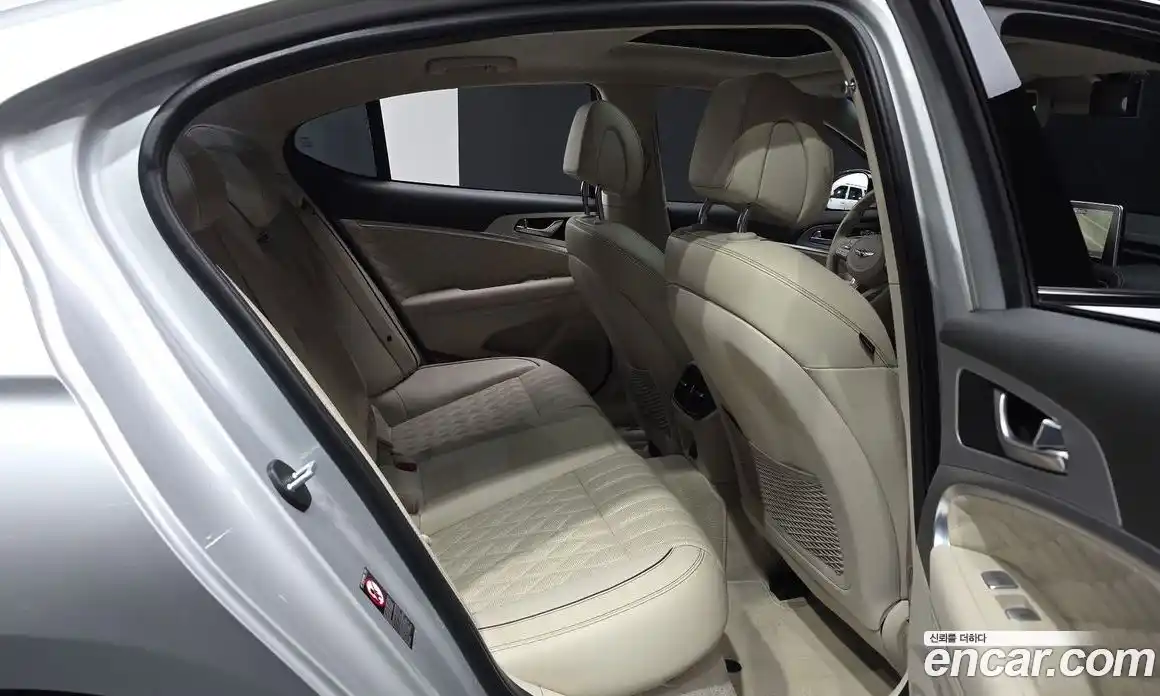 Genesis G70 2017 3.3 автомат (гидро), фото 17
