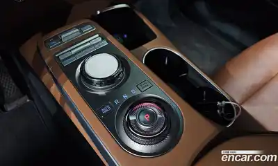 Genesis GV70 2023 2.5 автомат (гидро), миниатюра 12