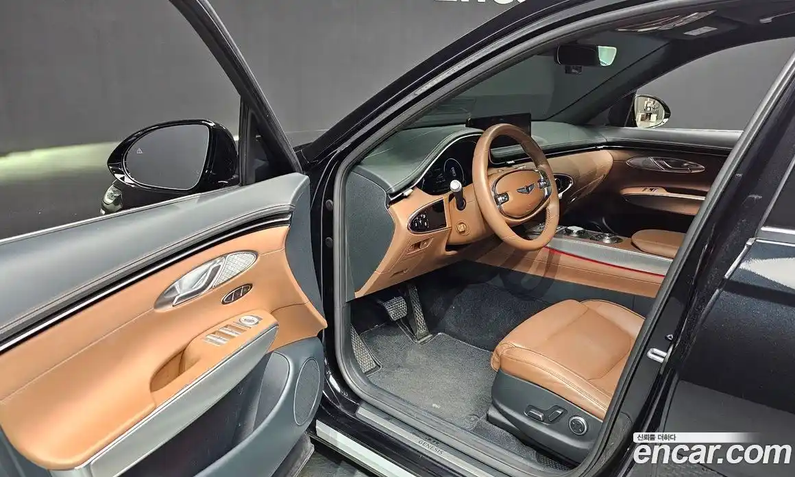 Genesis GV70 2023 2.5 автомат (гидро), фото 13