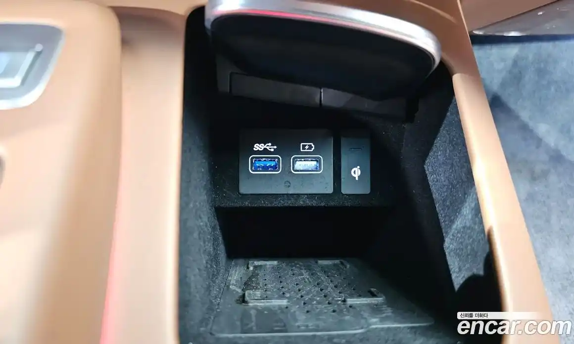 Genesis GV70 2023 2.5 автомат (гидро), фото 28
