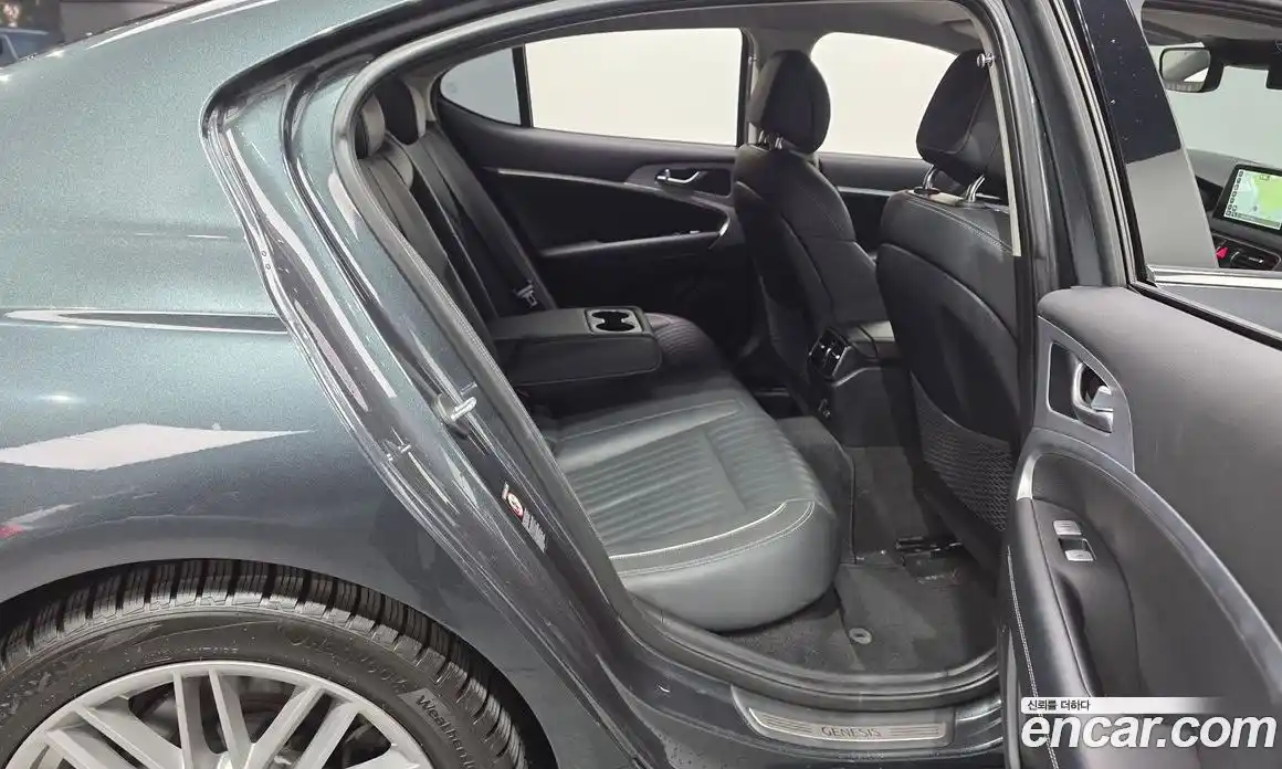 Genesis G70 2019 2.0 автомат (гидро), фото 12