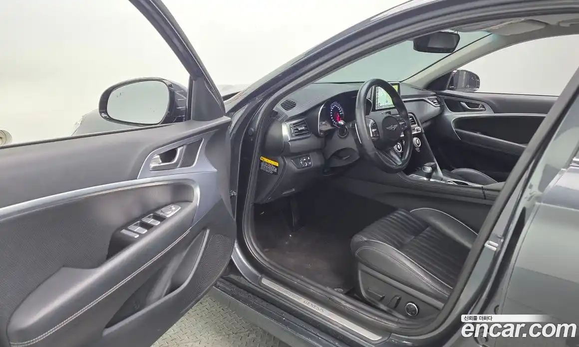 Genesis G70 2019 2.0 автомат (гидро), фото 10