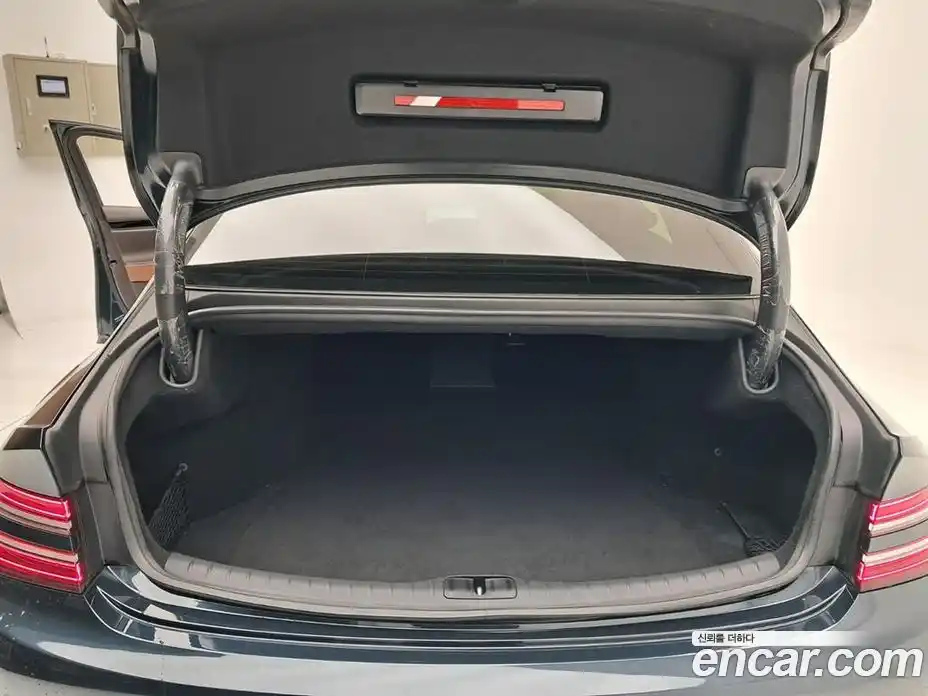 Genesis G80 2023 2.5 автомат (гидро), фото 18
