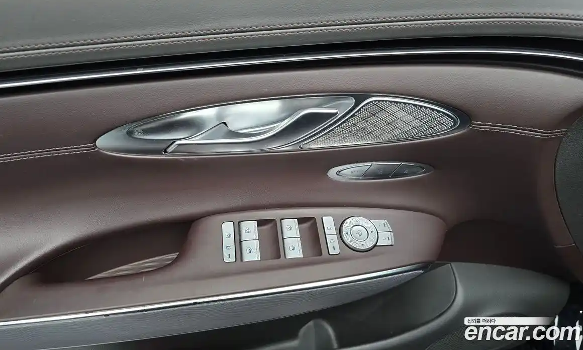 Genesis GV70 2021 2.2 автомат (гидро), фото 26