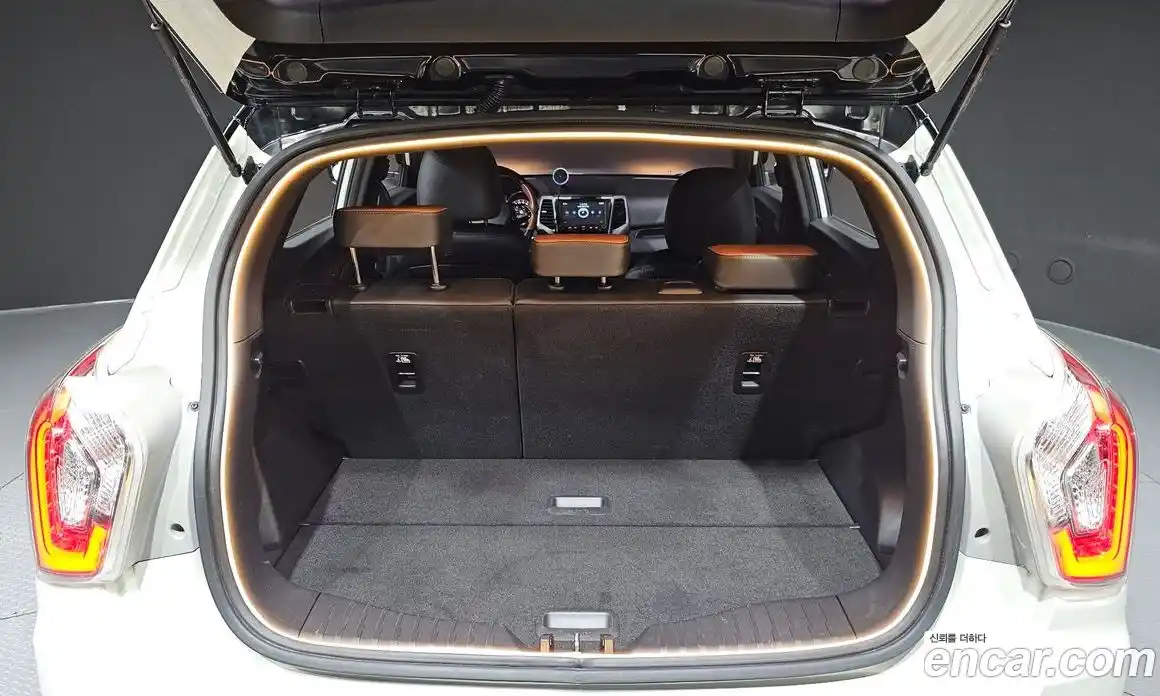 SsangYong TIBOLI 2017 1.6 автомат (гидро), фото 20