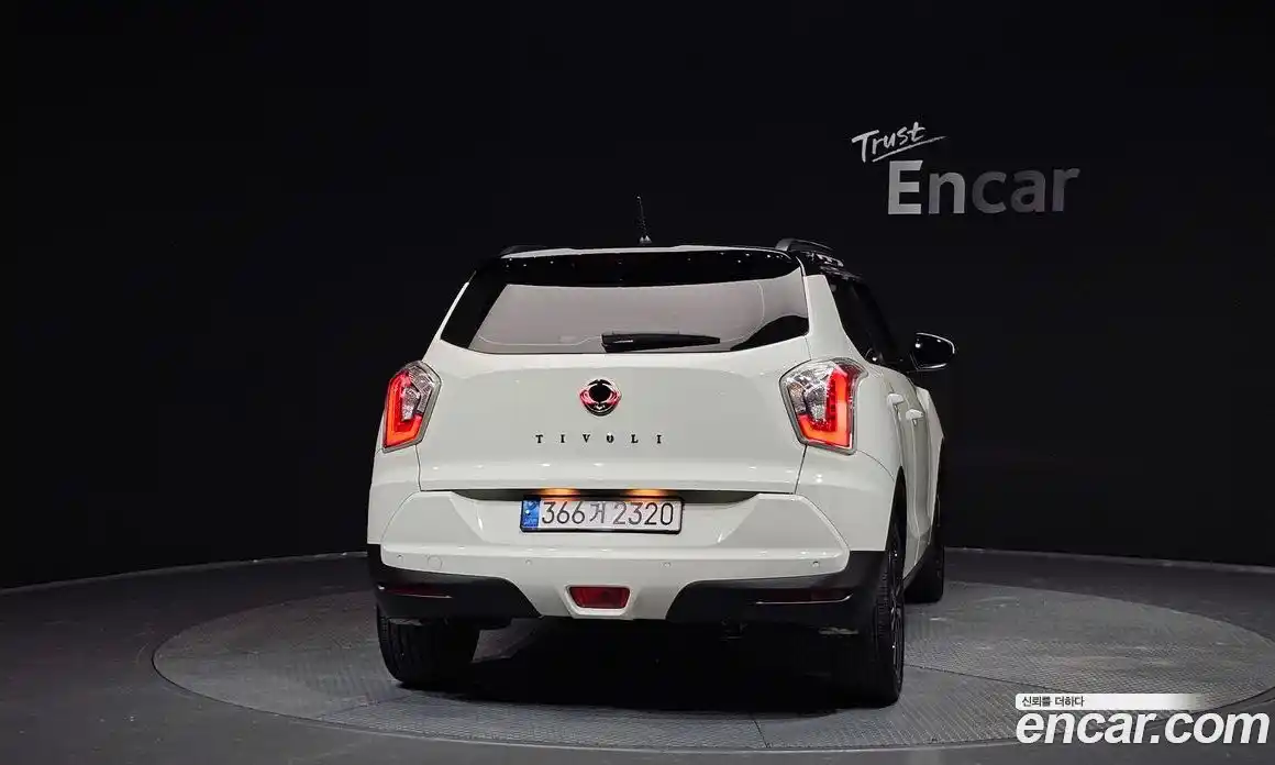 SsangYong TIBOLI 2017 1.6 автомат (гидро), фото 4
