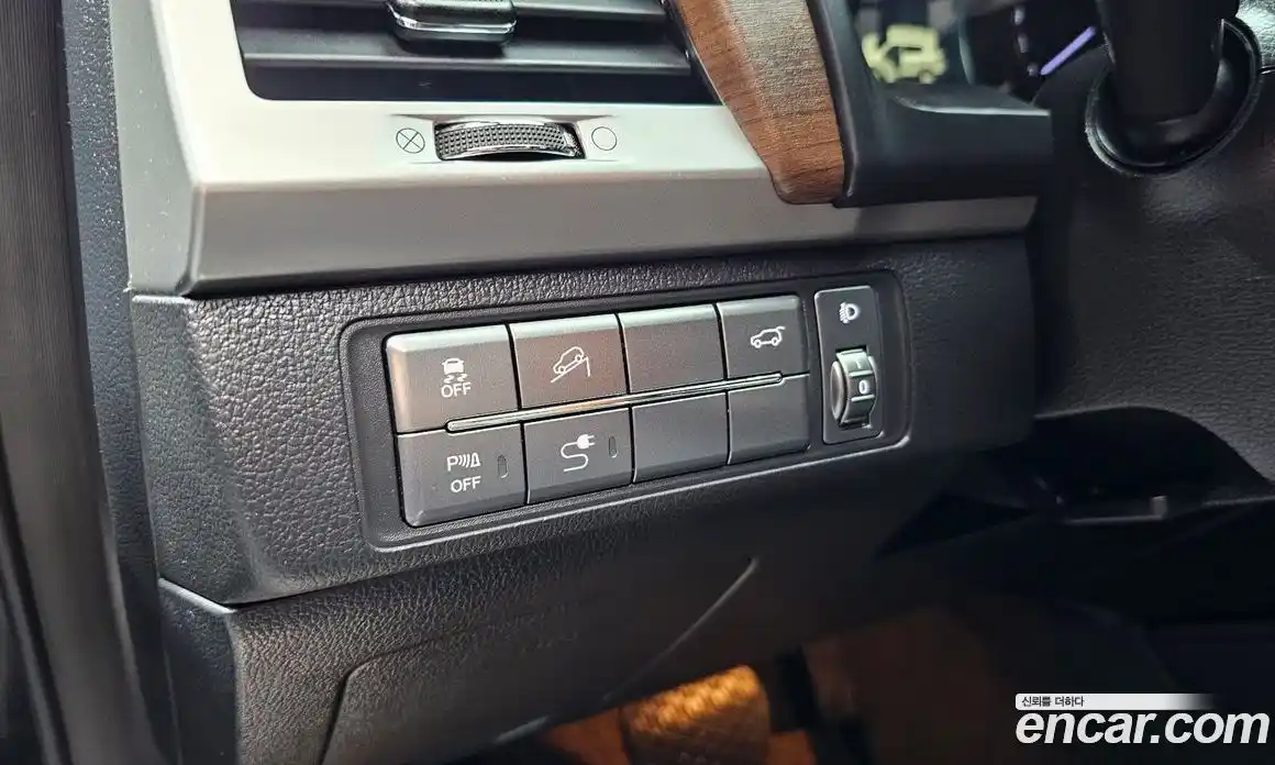 SsangYong Rexton 2017 2.2 автомат (гидро), фото 22