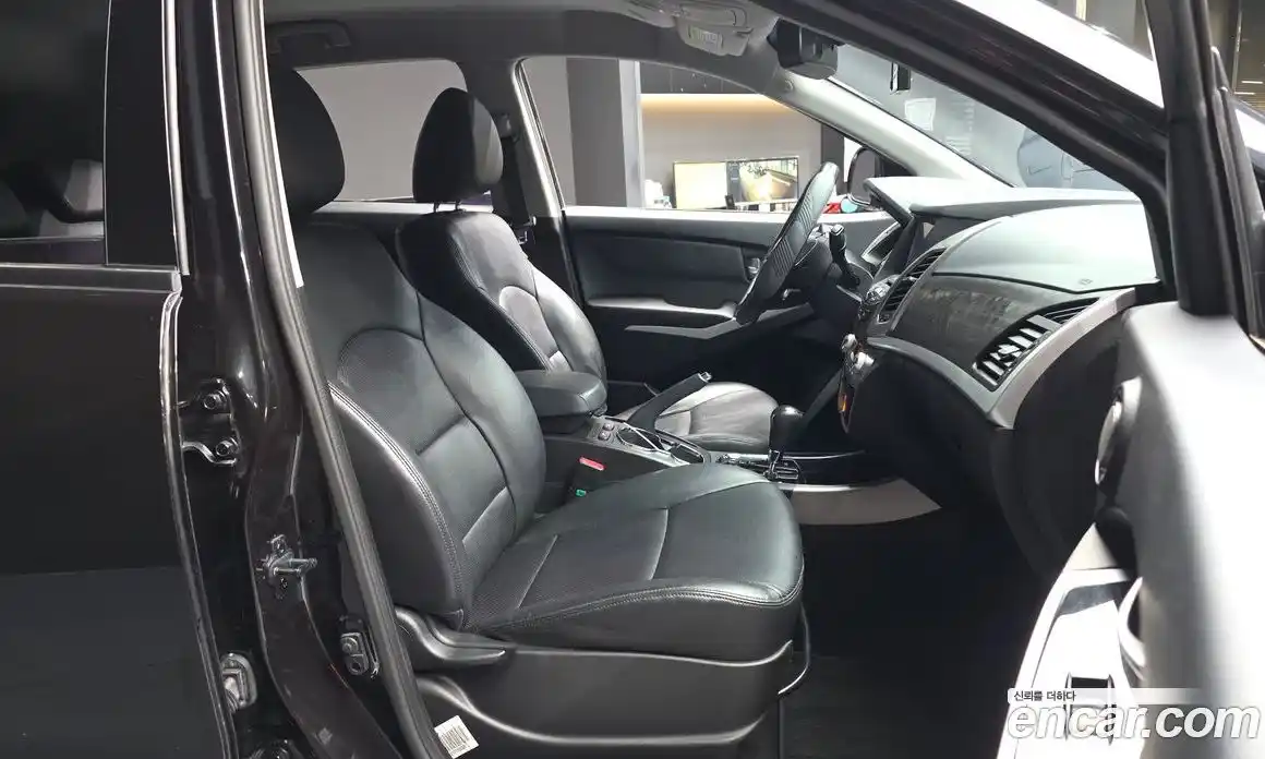 SsangYong Korando 2015 2.0 автомат (гидро), фото 11