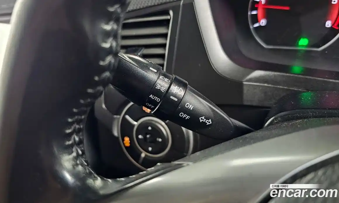 SsangYong Korando 2015 2.0 автомат (гидро), фото 18