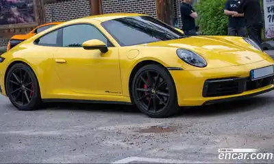 Porsche 911 2021 3.0 автомат (гидро), миниатюра 3