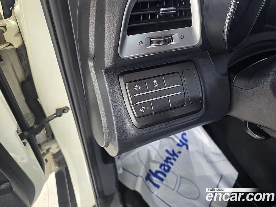 SsangYong TIBOLI 2015 1.6 автомат (гидро), фото 16